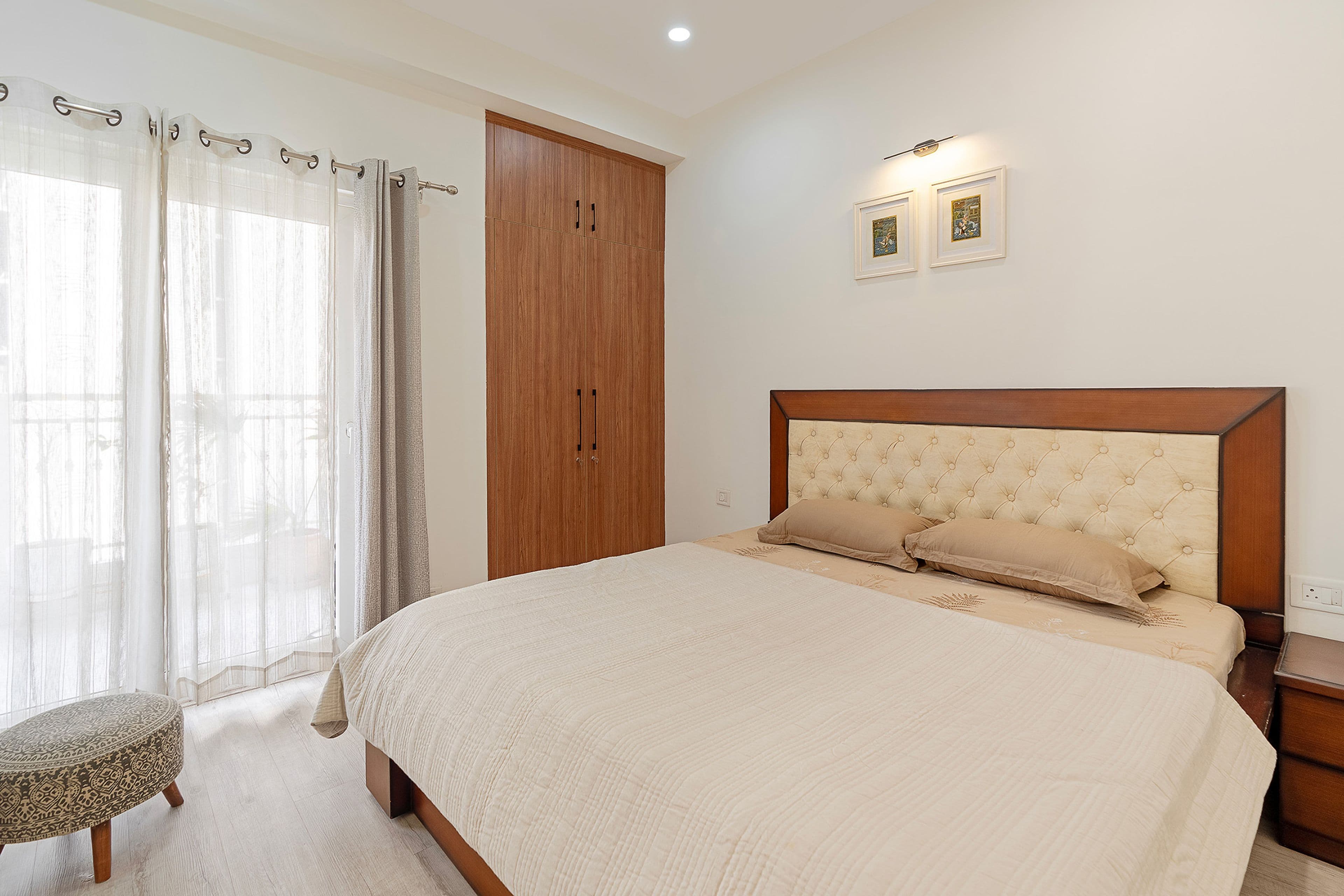 Minimalist Guest Retreat - Image 2